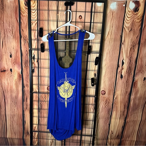 Hot Topic - Wonder Woman Sword Tank Top - Blue - 2x - Picture 1 of 9